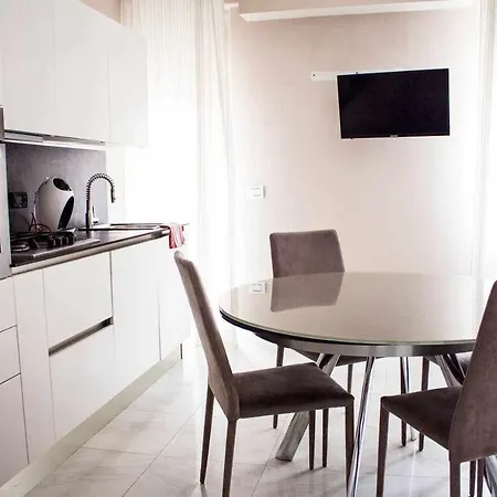 Trilocale In Pieno Centro Lt0244 Апартаменты