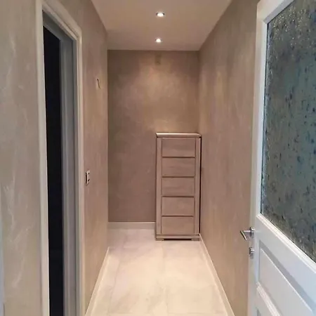 Trilocale In Pieno Centro Lt0244 Διαμέρισμα Αλάσιο