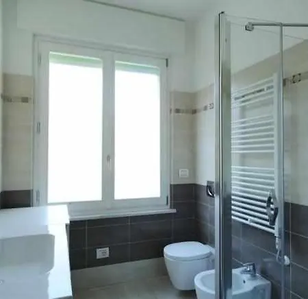 Trilocale In Pieno Centro Lt0244 Αλάσιο