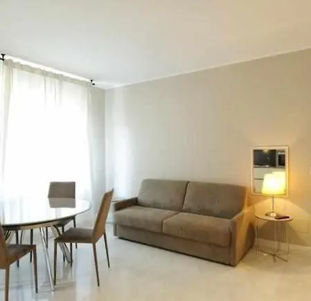 Trilocale In Pieno Centro Lt0244 * Алассио